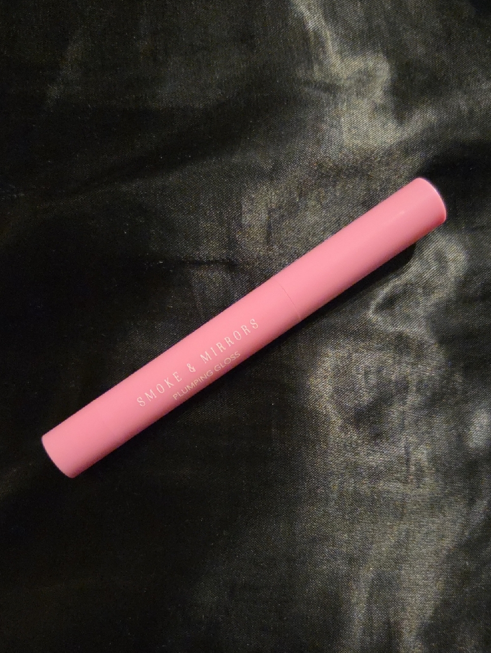 Smoke and mirrors Pink plumping gloss